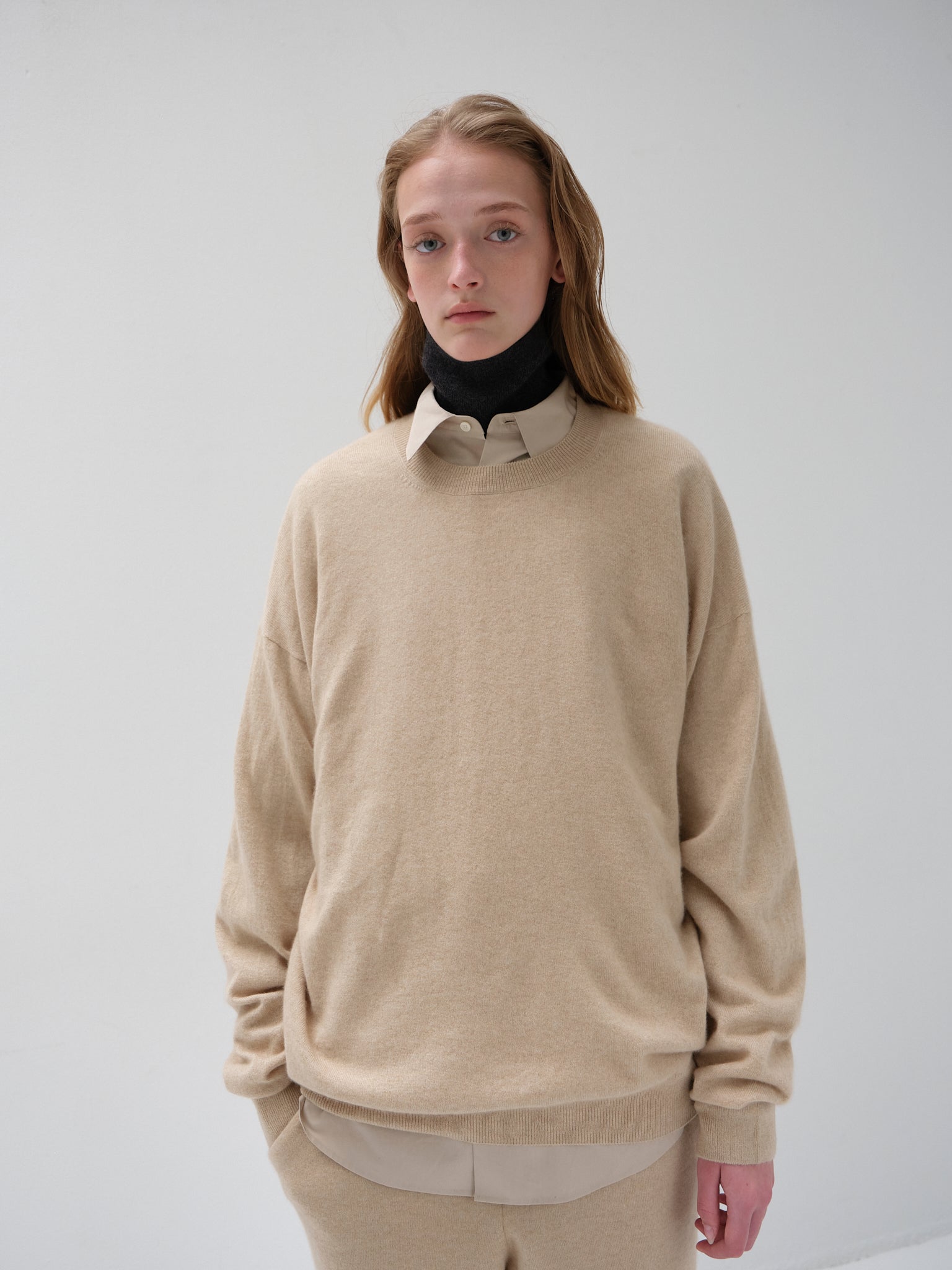 【美品】 CASH&BARBA モンゴリアンカシミヤエルボーパッチクルーネック モンゴリアンカシミヤ エルボーパッチ クルーネック, Natural