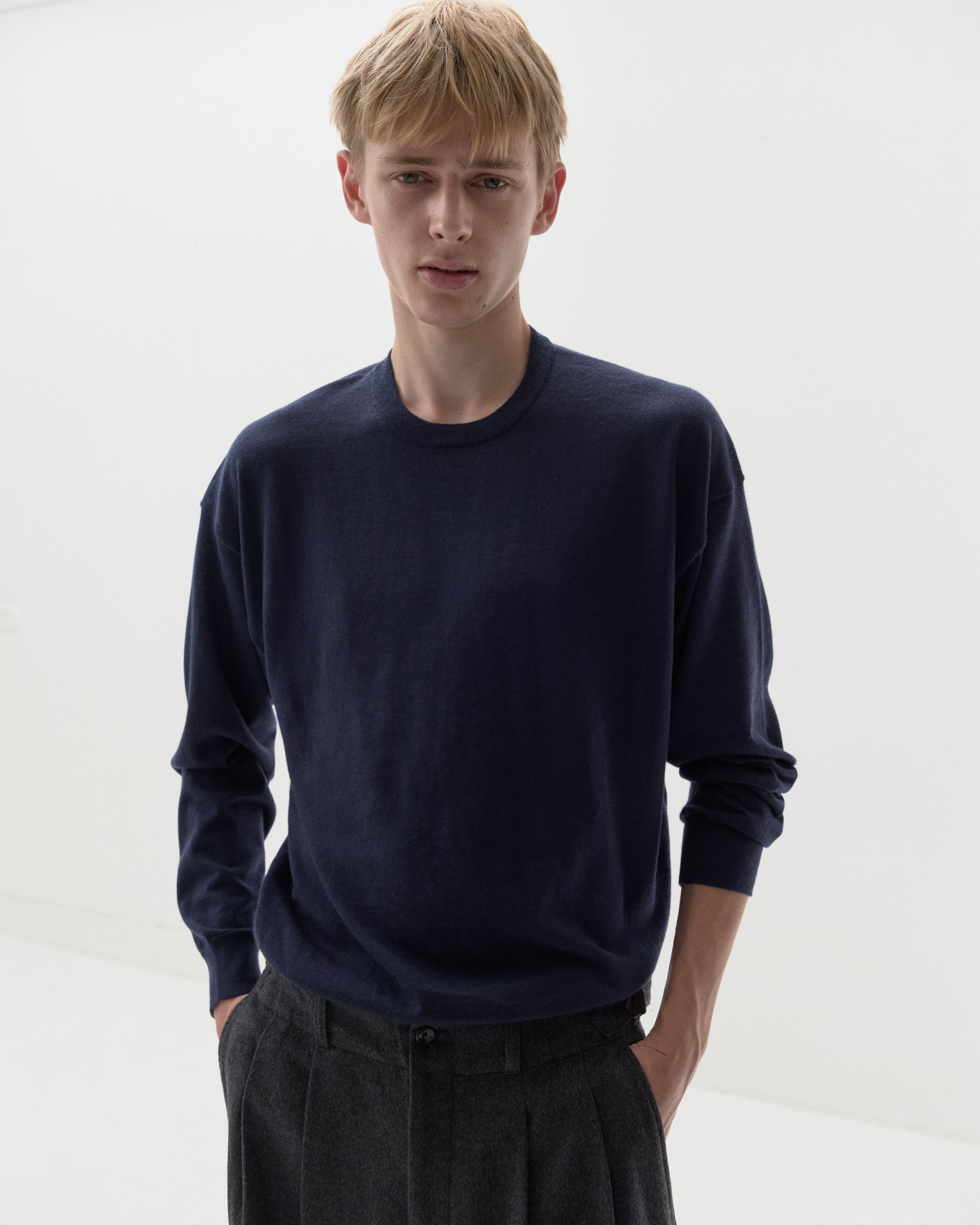 ウーステッドカシミヤ 150 クルーネック, Navy – cash & barba