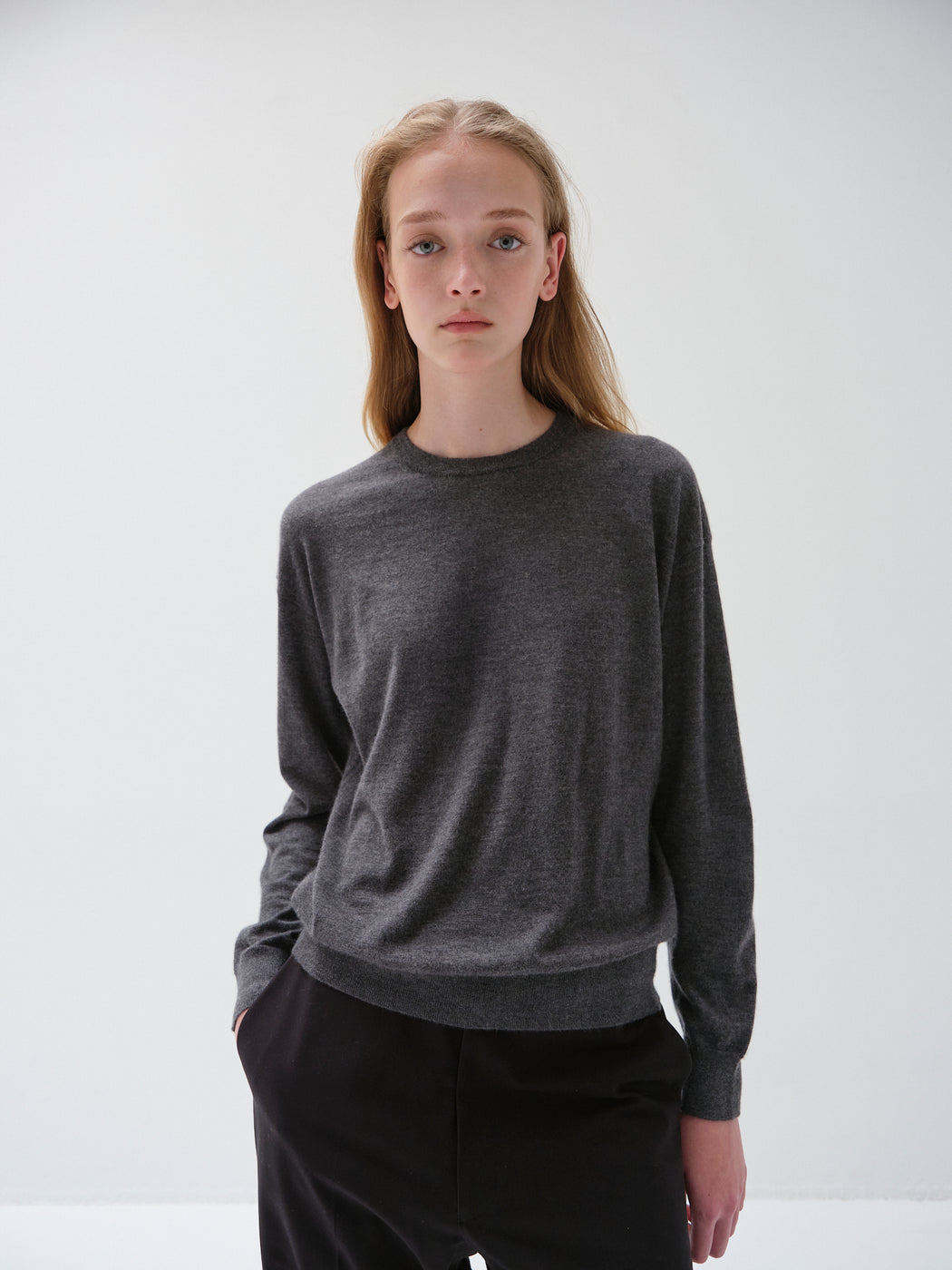 ウーステッドカシミヤ 150 クルーネック, Top Gray