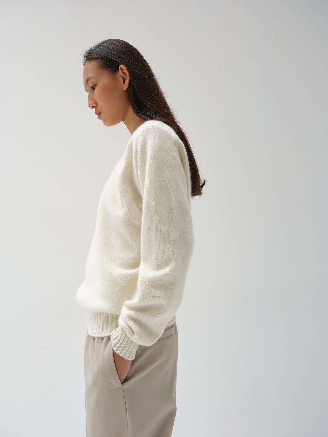 キャッシュベイビー クルーネック ニット, WHITE