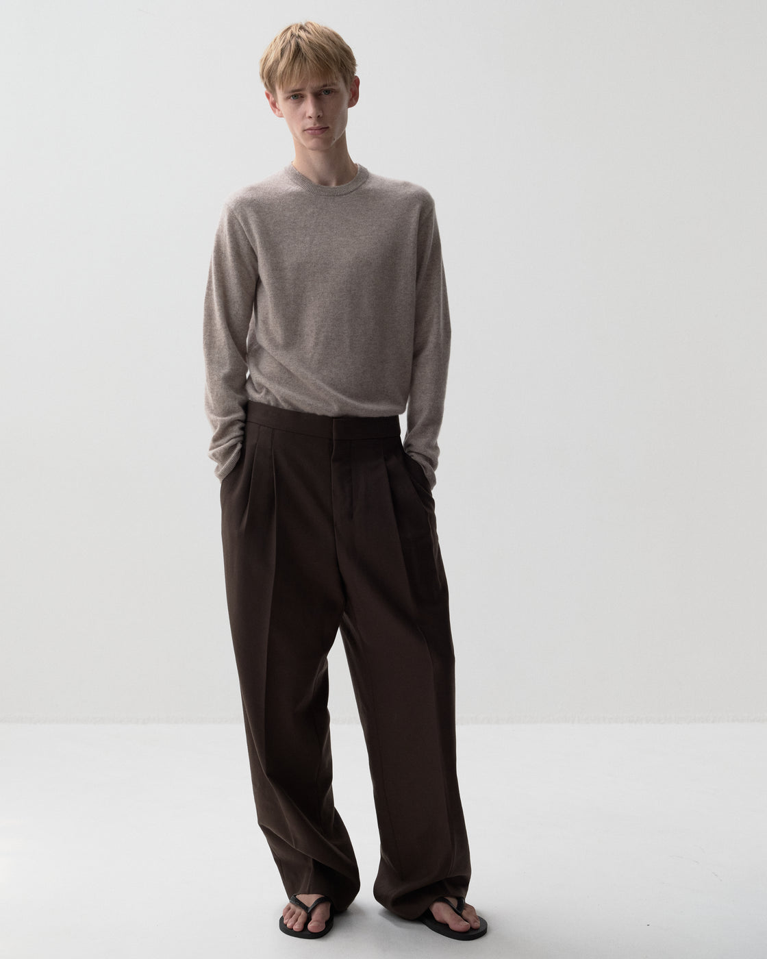 カシミヤセブンティーン クルーネック, Beige