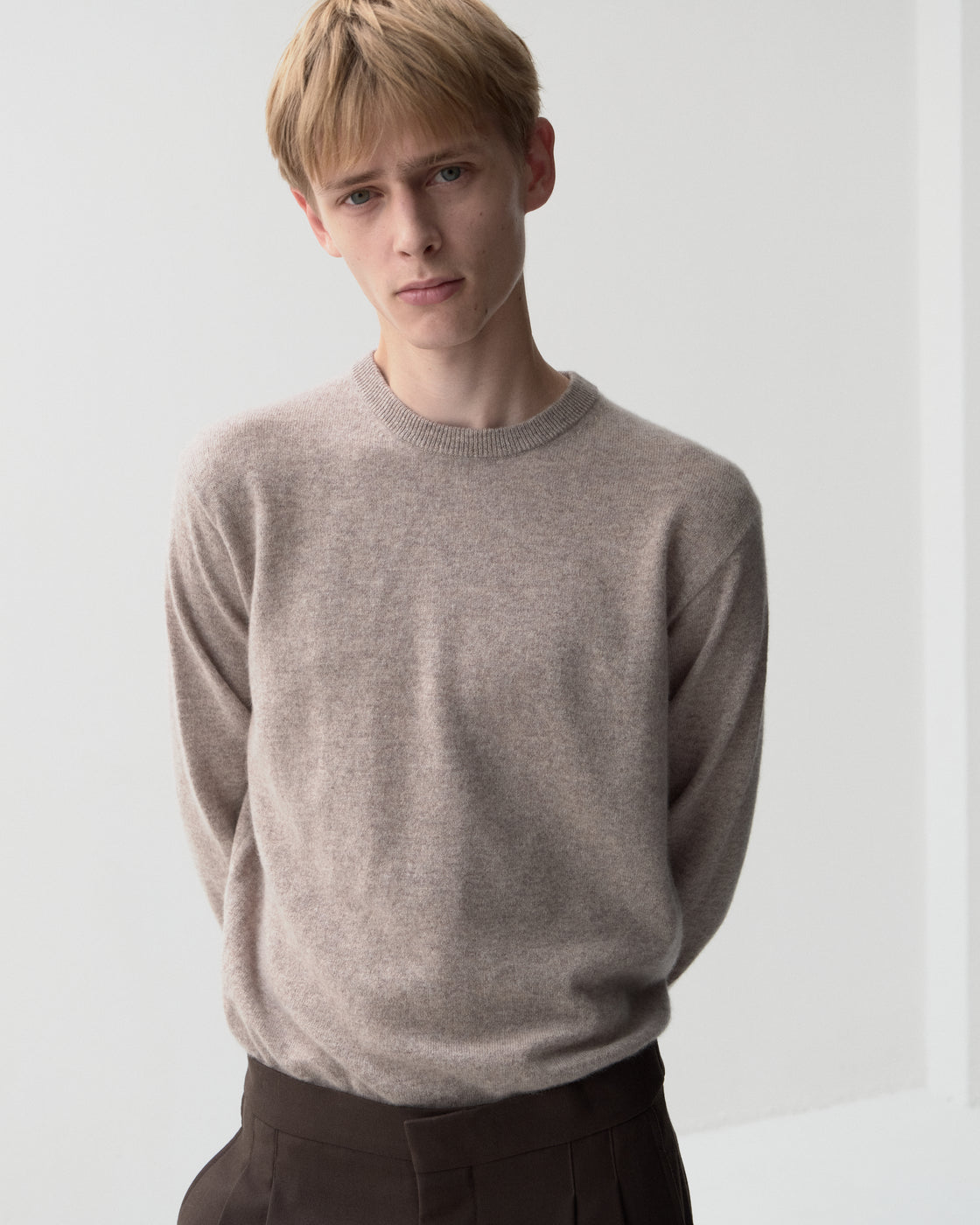カシミヤセブンティーン クルーネック, Beige