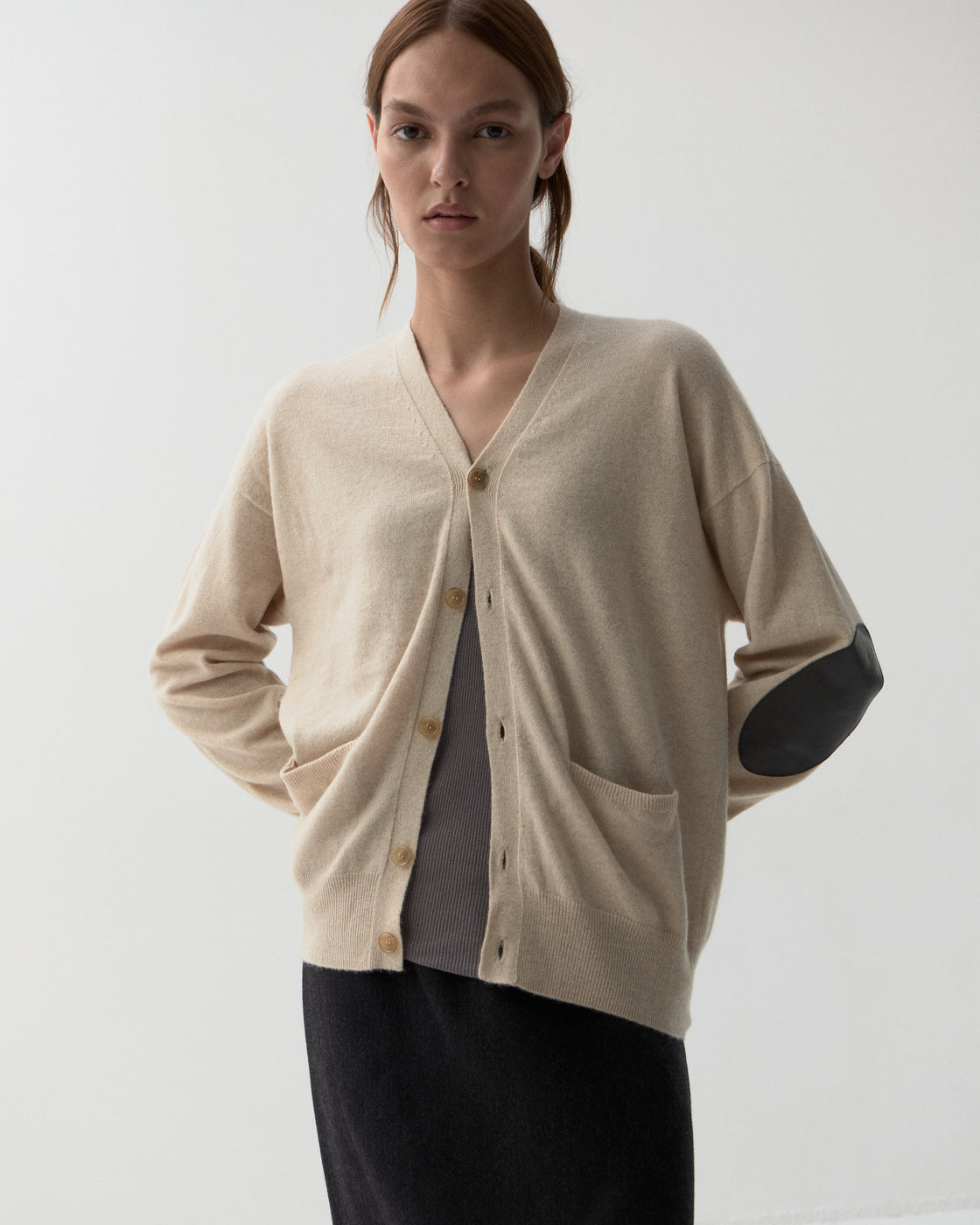モンゴリアンカシミヤ エルボーパッチ カーディガン, Natural Beige